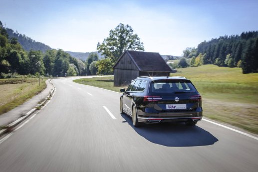 KW_VW_Passat_Variant_03_low.jpg