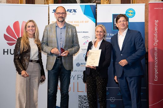 2025eAwardcMilenaKrobath_Yvonne-Weginger_Chritstian_Meschnig.jpg