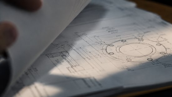 Technische Zeichnung im Seitenlicht