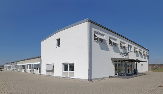 Firmenhauptgebäude InnoSenT GmbH 300dpi rgb.jpg