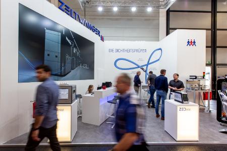 Fakuma 2018: Beste Resonanz am Messestand von Zeltwanger.