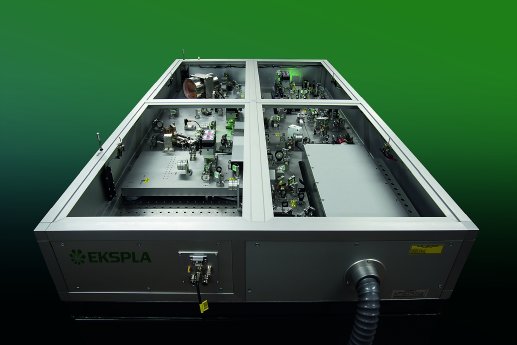 High-energy-femtosecond-laser-UltraFlux-OPCPA.jpg
