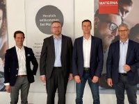 V. l. n. r.: Dr. René Rüdinger (CFO, Materna-Gruppe), Martin Grüning (Geschäftsführer Materna Infrastructure Solutions GmbH), Robert Knapp (Geschäftsführer Materna Infrastructure Solutions GmbH), Michael Hagedorn (Vorstand Public Sector & Security, Materna-Gruppe); Quelle: Materna