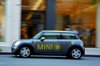 Electric mobility is key to reduce CO2 emissions: MINI E will be in service at the COP 15 Climate Summit in Copenhagen