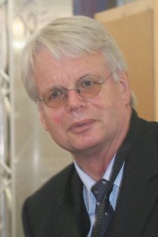 Henner von der Banck_1_print.JPG