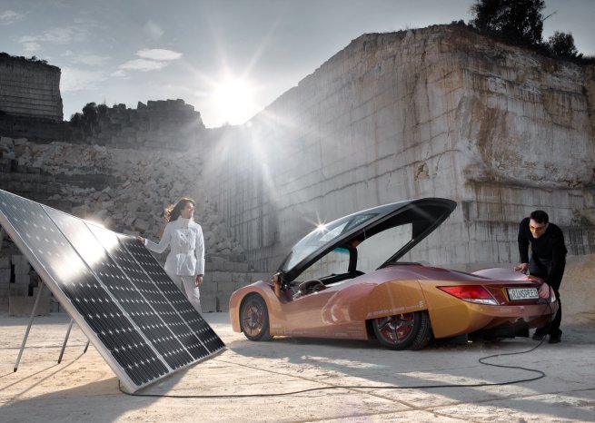img_N_solar_rinspeed_ichange[1].jpg