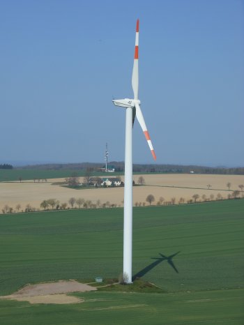 Windkraftanlage_02.JPG