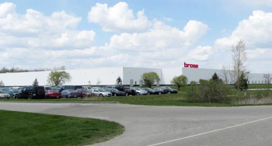 Brose wird von New Boston aus das Chrysler-Montagewerk in Toledo/Ohio, mit Türsystemen beliefern; Ford wird aus dem Brose Werk Sitzverstellungen für diverse neue Fahrzeugmodelle beziehen