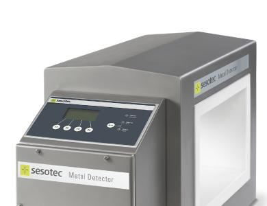 The GLS GENIUS+ tunnel detector has established itself as one of the most widely used detectors in the food industry because it can be optimally combined with conveyor belts for the inspection of packed products.