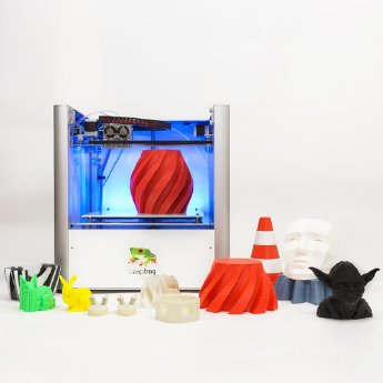 1_Leapfrog_-_3D_Printer_Creatr_with_printed_objects.jpg