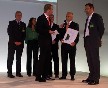 Von links nach rechts: Ernst Pfister, Wirtschaftsminister Baden-Württemberg, Sabine Lenk, Design Center Stuttgart, Markus Brock, Moderator, Knut Braake, bgp-design, Ingolf Hertlin, Geschäftsführer RTE, Stefan Grobe, bgp-design