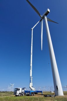 RUTHMANN_STEIGER_T_900_HF_Roxu_Windpark_Spanien (6).jpg