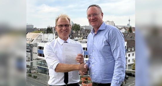 HeerWolfgang_vVossMarkus_Handschlag.jpg