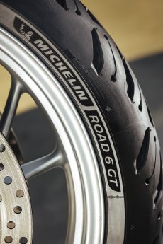 Michelin Road 6 GT Detail.jpg