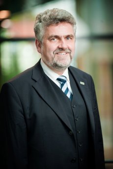 Portraet_Prof. Dr. Armin Willingmann, Rektor Hochschule Harz.jpg