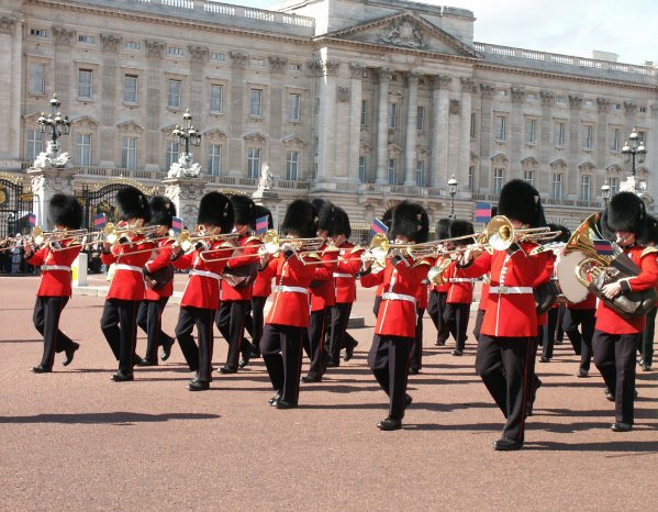 buckingham_palace.jpg