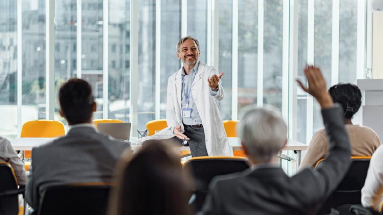 iStock-1365555907-endoclub-144dpi-weboptimiert-ddf3cfd5 (1).png