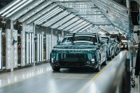 Der XPENG G9L hat die erste Fertigungserprobung bei Magna in Graz erfolgreich abgeschlossen