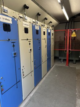 Retrofit einer begehbaren Station der Stadtwerke Rhede.jpg