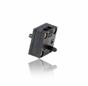 World Magnetics and Variohm work round the clock to fulfil increased demand for ventilator pressure switches