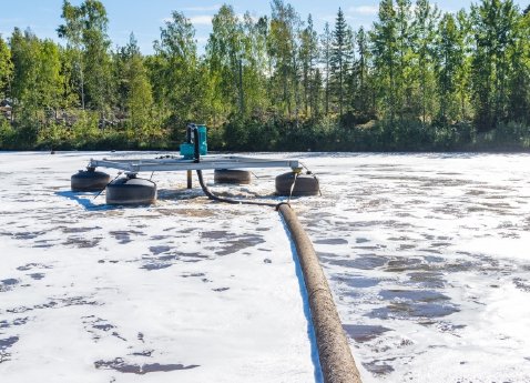 Floating Mixing and Aeration System in Sweden c.jpg