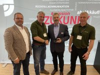Spendenübergabe Motorola Funkgeräte an Teutodefence Germany