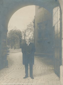 Pressefoto_August Thyssen.jpg