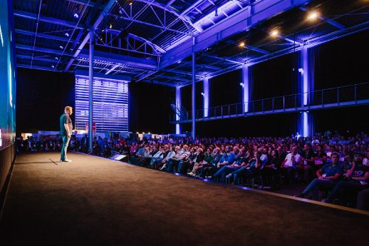 Stefan Hamann während der Keynote 2017.jpg