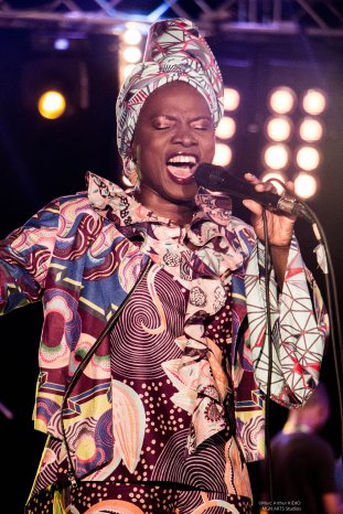 Angelique Live in Cotonou 2 credit Marc Arthur Kidjo.jpg (1).jpg