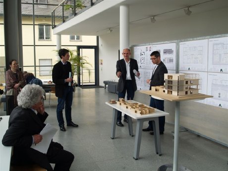 PM FHR Neue Perspektiven für Holzbau für Architekten.JPG
