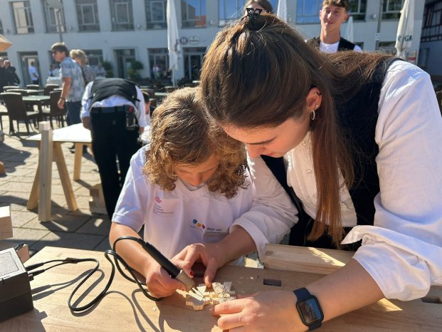 PM 21_25 Bild Tag des Handwerks Offenburg.jpg