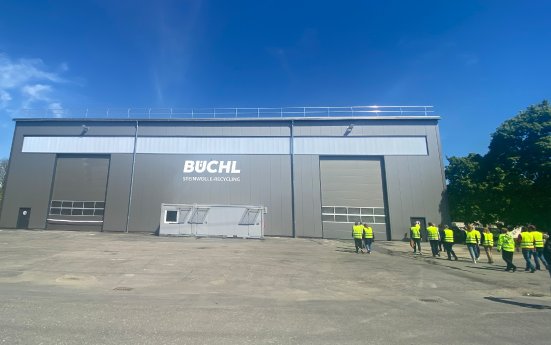Bild2_BÜCHL Steinwolle-Recycling-Halle_IMG_3112.JPG