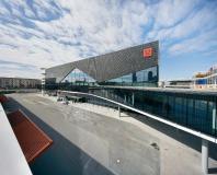 Außenaufnahme - Messehalle 12 in Frankfurt / Bildnachweis: Messe Frankfurt/ Jean-Luc Valentin
