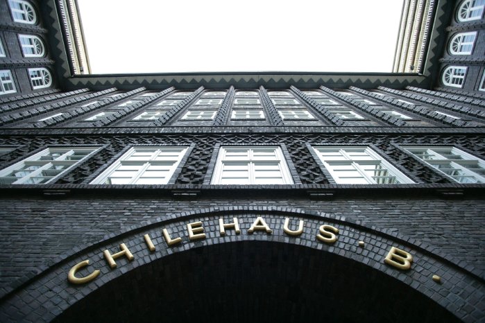 Firmensitz_Chilehaus_Innenhof.JPG