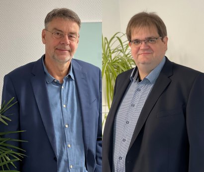 Firmengründer Manfred Forst (l.) und der neue technische Geschäftsführer der DMSFACTORY Christop.png