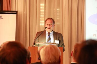 Hans-Peter Storz, MdL, sieht in den Life Sciences eine Schlüsselbranche für den Bodenseeraum