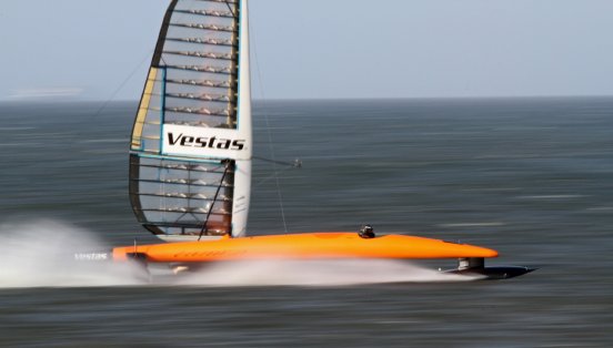 Sailrocket_credit_Helena_Darvelid_Vestas_Sailrocket__press_release_.jpg