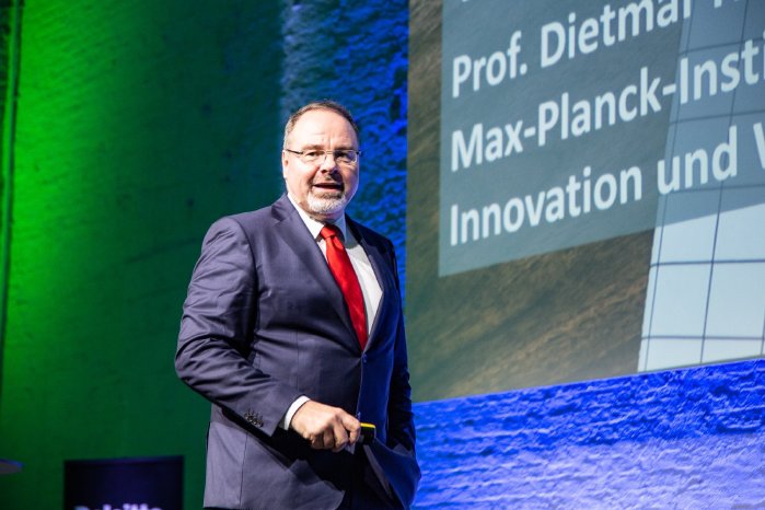 deloitte_Fast50_2018_10_Prof. Dietmar Harhoff.jpg