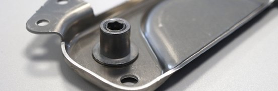 autoriv-tolerance-compensation-fasteners-automatic-alignment-gap-adjusting-floating-nuts.jpg