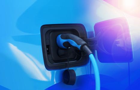 Elektromobilität Zapfsäule (Foto: Elektronik-Zeit/Shutterstock)
