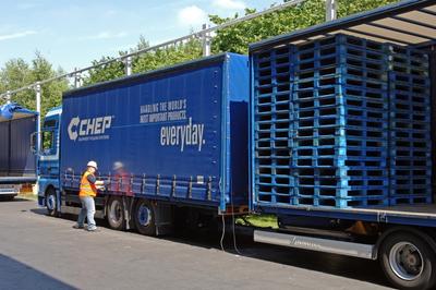 CHEP trucks