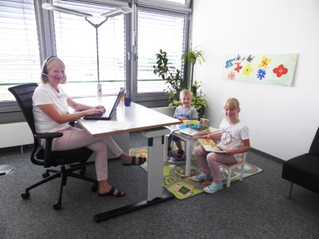 Arvato Systems eröffnet Eltern-Kind-Büro.jpg