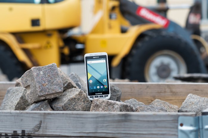Nautiz-X2-Handheld-rugged-outdoor-Android-7.jpg
