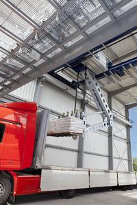 The HAVER SpeedFlexx, a fully automatic direct truck-loading system expands HAVER & BOECKER’ s product range of packing and loading technology