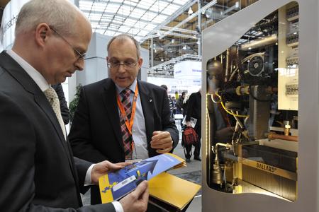 Hannover Messe: Konzept der Brennstoffzellen-Heizung wird von Hamburgs Finanzsenator begrüßt
