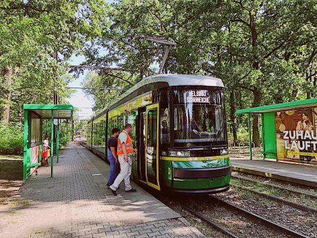 Straßenbahn SRS 52.JPG