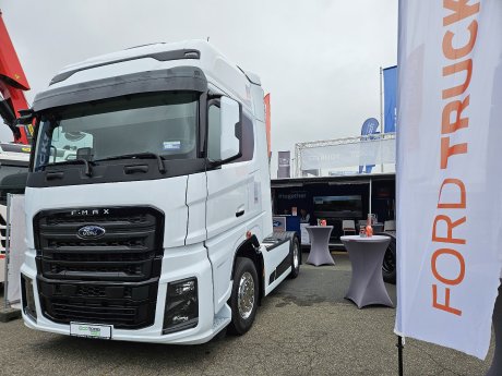 20250711FordF-MAX_GEN2 FrozenWhite.jpg