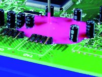 Polymerverguss bei elektronischen Bauteilen (Foto: Fraunhofer IFAM)