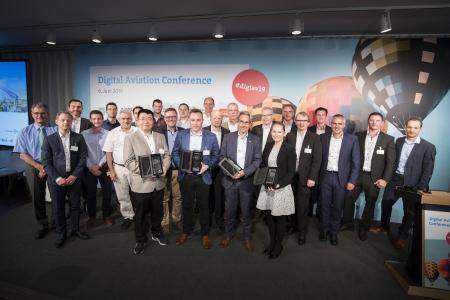 Gewinner, Finalisten, Ausrichter, Laudatoren und Jurymitglieder des IDL 2019. Bildquelle: Photothek, FLorian Gaertner