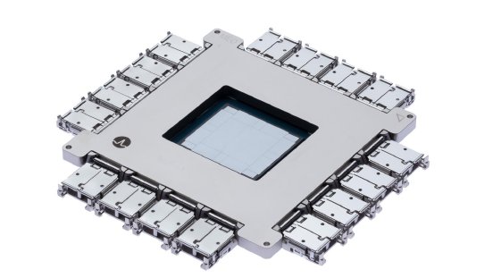 Broadcom_Tomahawk.jpg